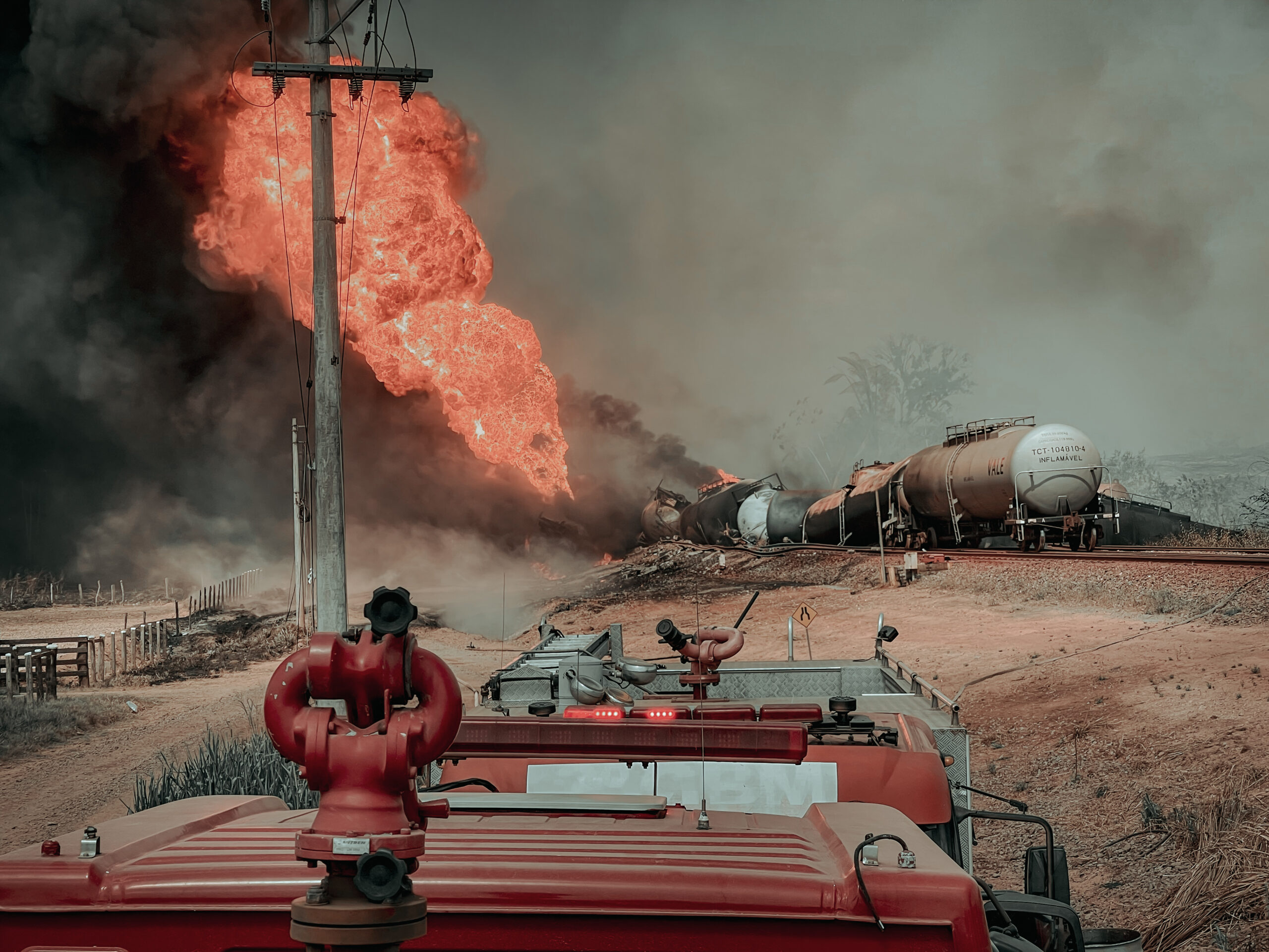 Incêndio no trem de combustível